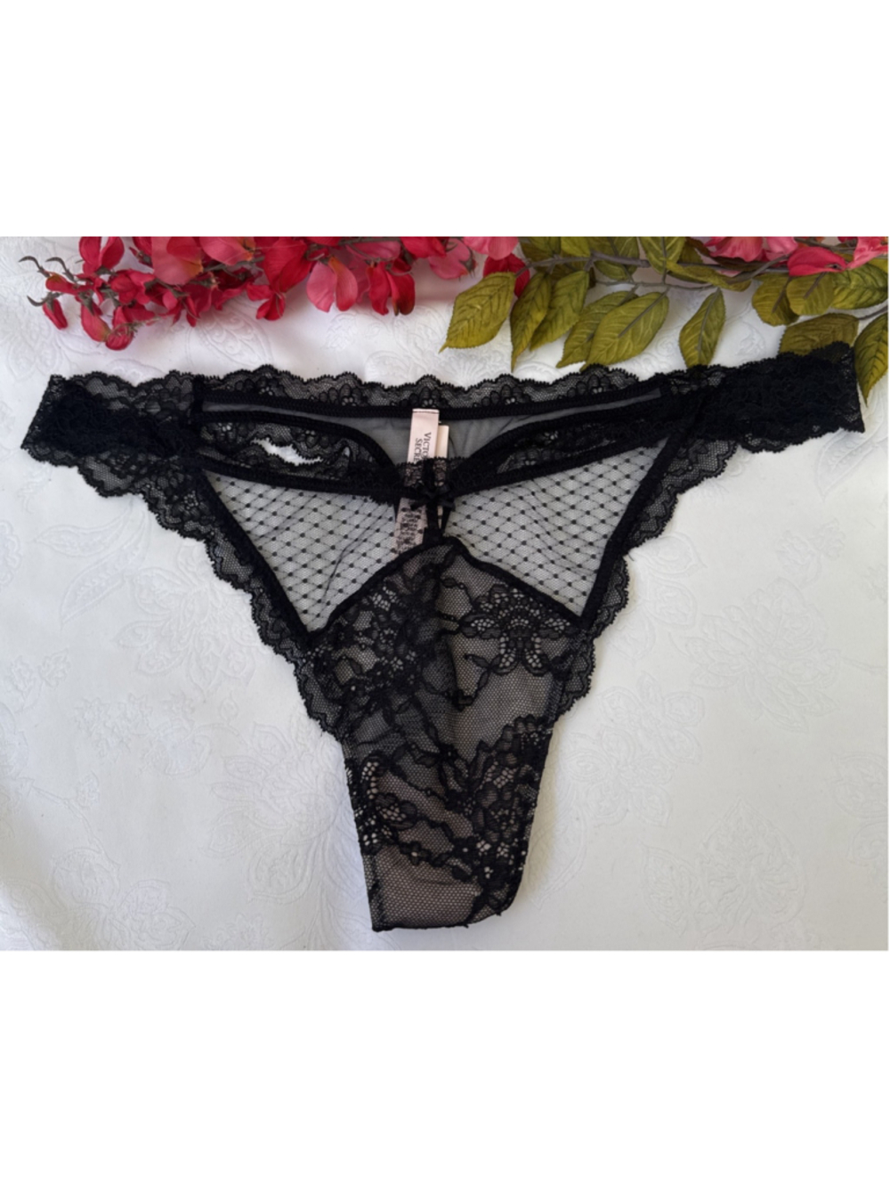 VICTORIA'S SECRET XL DREAM ANGELS BLACK LACE POLKA DOT THONG STRING PANTIES NWT